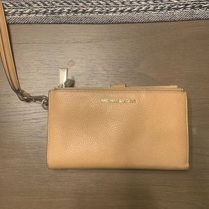 Michael Kors Wristlet Tan